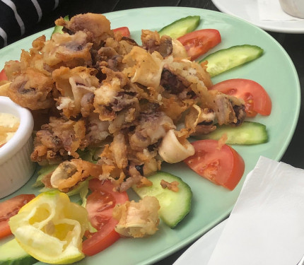 Deep Fried Baby Calamari With Salad