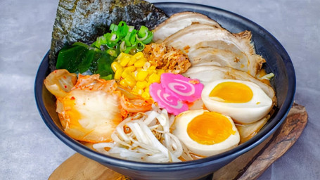 R5. Spicy Tonkotsu Ramen Là Tún Gǔ Lā Miàn Pào Cài Lā Miàn