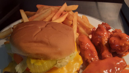 1/4Lb Cheeseburger Deluxe, 4 Wings, Fries Drink