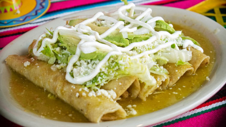 Enchiladas With Green Salsa With Chicken