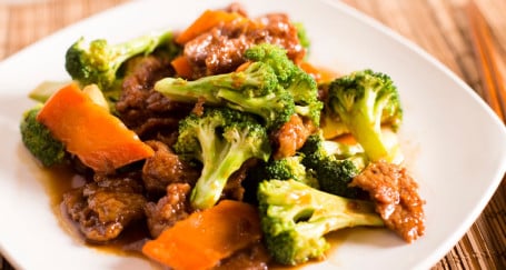 B3. Beef Broccoli Or Snow Peas