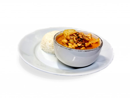 Massaman Curry 3649; 3585; 3591; 3617; 3633; 3626; 3617; 3633; 3656; 3609 Included Jasmine Rice