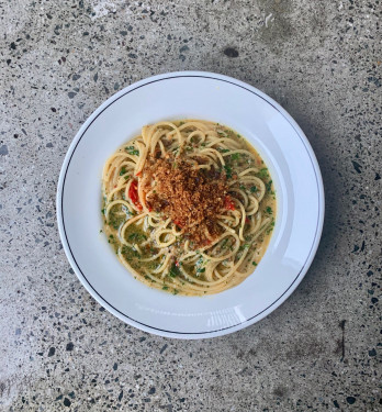 Spaghetti Alio Oglio E Pepperoncino