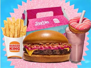 Combo Bk Barbie Com Shake E Donuts