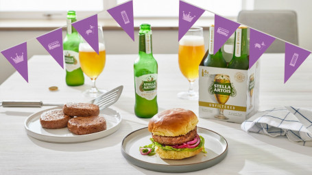 Burger Drink Meal Deal: Compre Co Op Beef Burgers Diet Coke/Coca Cola Zero Sugar Por 6,50 Ou Stella Artois Por 7,50*