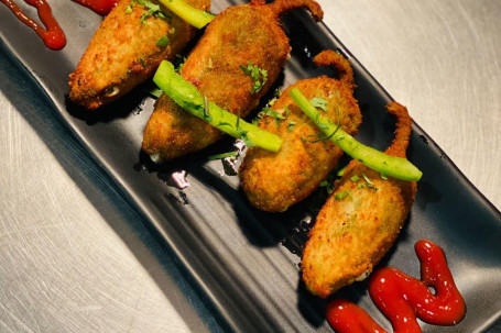 Jalapeno Poppers (4 Pcs)