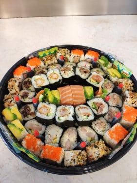 Medium Mix Sushi Hand Roll Tray (60 Pieces)