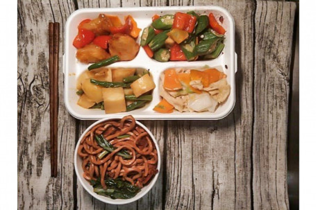 4 Dishes Noodle Vegan Bento Box