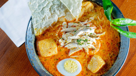 8. House Special Curry Laksa Soup