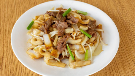 Beef Chow Fun Niú Chǎo Fěn