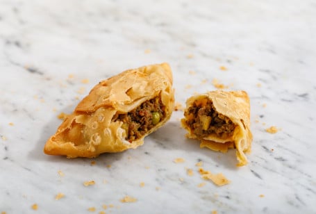 Meat Samosa 1 Piece