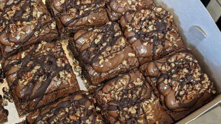 Brownie De Caramelo E Noz-Pecã