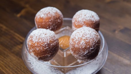 Traditional Bombolone