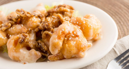 Walnut Prawns (18 Prawns)