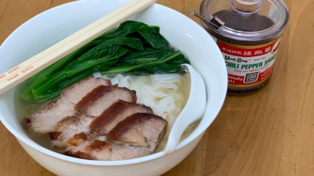 Rice Noodle Soup With Bbq Pork