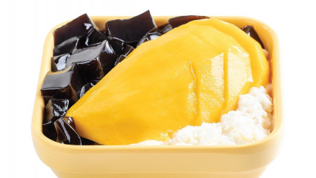 Mango In Vanilla Frost With Grass Jelly Máng Guǒ Bái Xuě Liáng Fěn