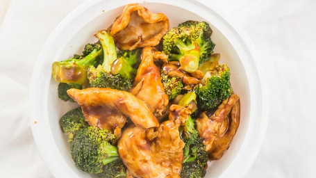 59. Chicken With Broccoli Jiè Lán Jī