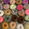 Doz mix cakes donuts