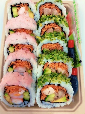 Chicken And Prawn I/O Sushi Pack
