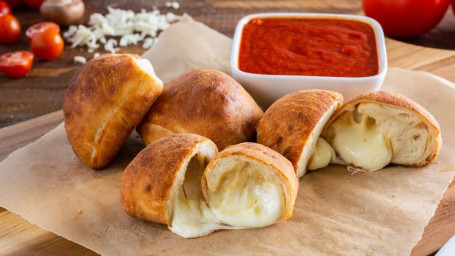 Garlic Cheese Rolls (4 Pieces)