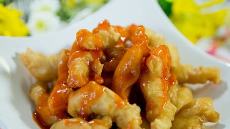 15. Sweet Sour Chicken Lunch Special