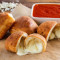 5 Garlic Cheese Rolls With Marinara Sauce