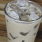 Café com leite gelado de 24 onças
