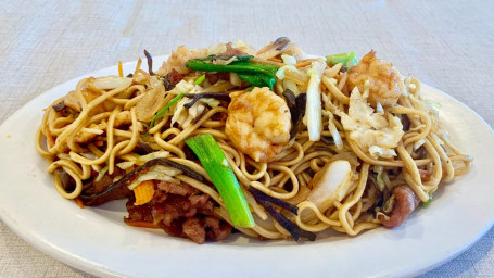 Three Flavor Fried Noodle Sān Xiān Chǎo Miàn