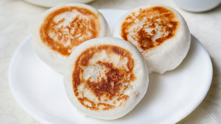 B4. Pan Fried Pork Bun Shēng Jiān Lái Ròu Bāo