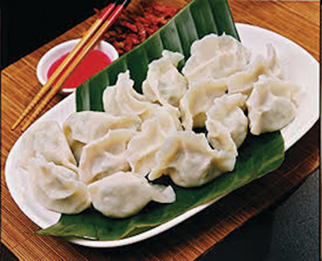Boiled Handmade Veggie Dumplings (12 Pieces)