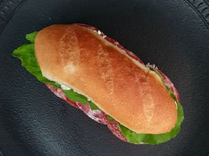 Sanduiche Artesanal De Salame