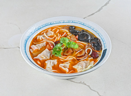 Xiāng Là Yǎng Shēng Tāng Gāo Lì Cài Zhū Ròu Jiǎo Wǔ Shì Tào Cān Spicy Medicinal Cabbage And Pork Dumpling Soup Lunch Hours