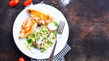 Grilled Chicken Salad (Pechuga De Pollo)