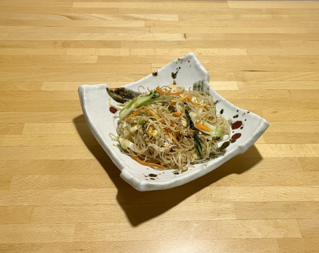 177 Rice Noodles With Veg