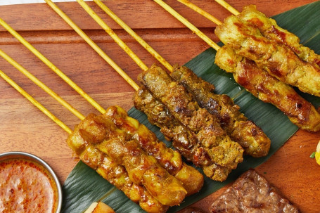 Pork Satay Skewer (3 Pcs Xiāng Là Shā Diē Zhū Ròu Chuàn (3Chuàn