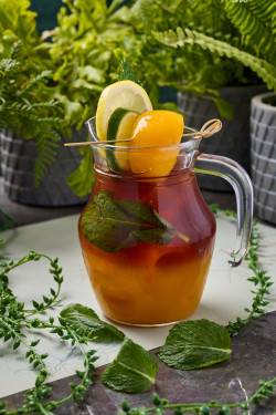 Refreshing Mint Peach Tea Mì Táo Báo Hé Bīng Chá