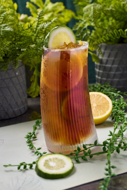 Signature Lemon Tea Zhāo Pái Shǒu Dǎ Níng Níng Chá