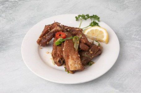 Salt Pepper Spare Ribs (6Pcs) Jiāo Yán Pái Gǔ