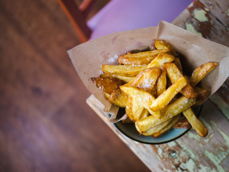 Hand-Cut, Twice-Cooked, Skin-On Chips (Vg) (V)