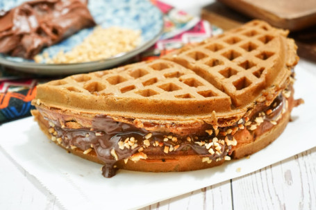 Kā Fēi Jīn Shā Jiàng Gé Zǐ Bǐng Coffee Waffle With Italian Chocolate Sauce