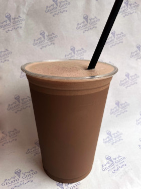 Vegan Chocolate Oreo Milkshake