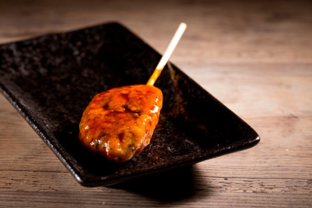 Jī Ròu Bàng Chuàn Pèi Huáng Jīn Dàn Chicken Meatball With Egg Yolk Dipping