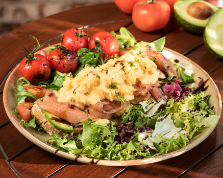 N.1 Special Breakfast Sourdough Bread With Avocado Puree, Smoked Salmon Slices, Touch Of Lemon…