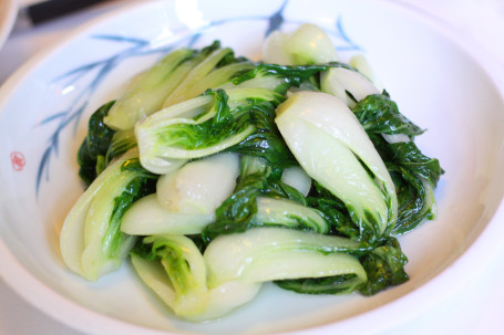 Stir-Fried Pak Choy With Garlic Suàn Róng Cài Xīn