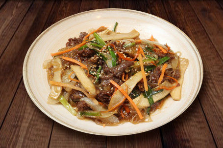 Stir-Fried Glass Noodles And Beef