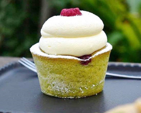 Pistachio Raspberry Teacake