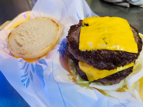 12 Oz Supersize Aberdeen Gourmet Burger