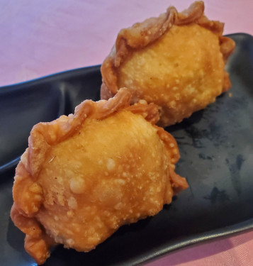 Chicken Curry Puff 3.90 Each)