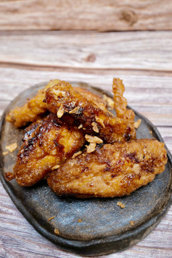 Crispy Chicken Wings (Starters)