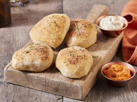 NEW  Little Soul Breads with Duo of Dips (V) (Ve)